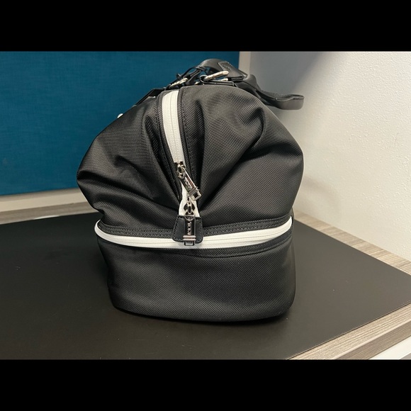 Lexus Tumi duffel bag - Picture 2 of 5